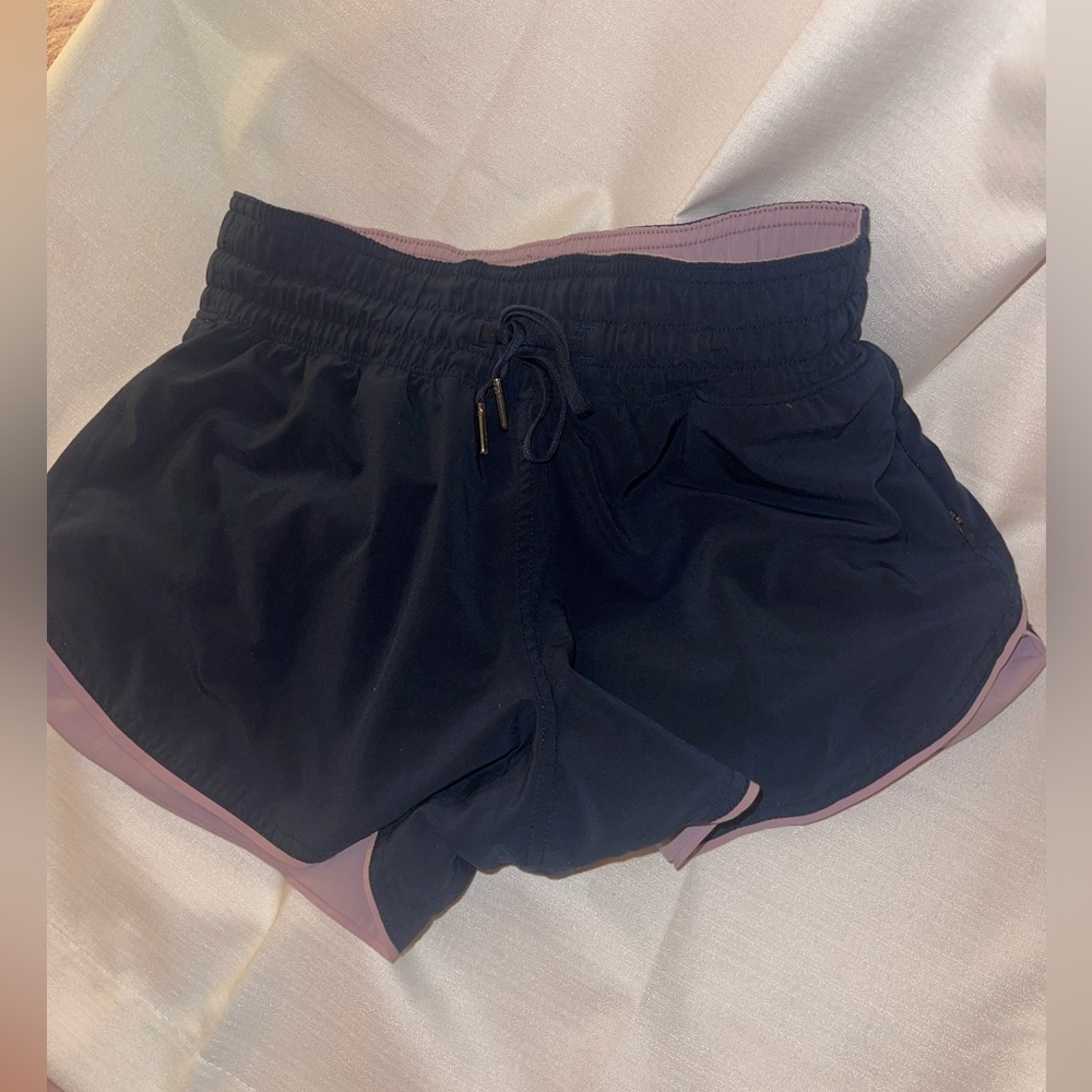 Lululemon reversible shorts